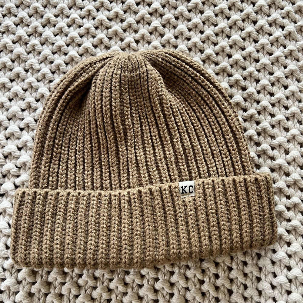 1 KC: Tan Ribbed Knit Beanie Hat